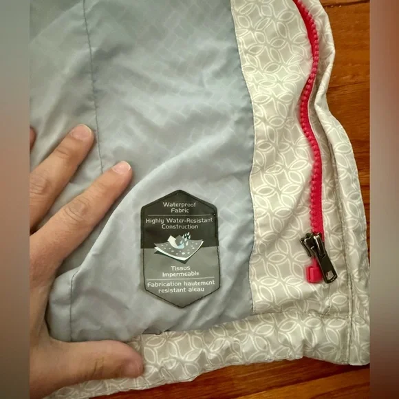 Columbia Light Gray Hooded Rain Jacket - Picture 3 of 6